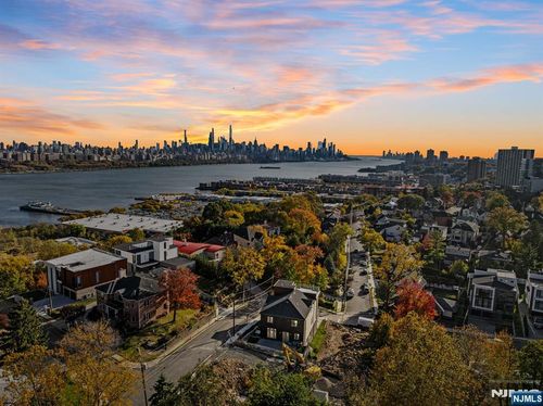 61 Edgewater Rd, Cliffside Park, NJ, 07010-2930 | Card Image