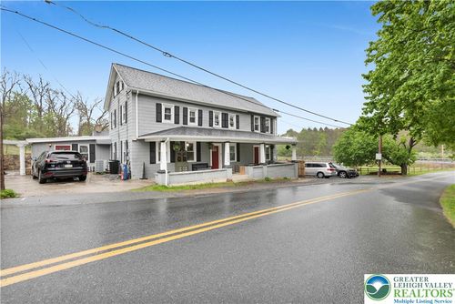 5055 Memorial Rd, Schnecksville, PA, 18078-3113 | Card Image