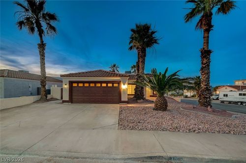 400 Breeze Way, Henderson, NV, 89015-6813 | Card Image