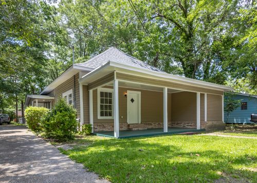 217 S 11th Ave, Hattiesburg, MS, 39401-6104 | Card Image