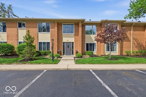 b-586 Hunters Dr, Carmel, IN, 46032-2830 | Card Image