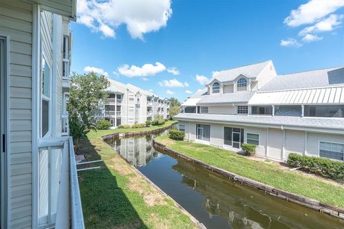10206-6908 Stones Throw Circle N, ST PETERSBURG, FL, 33710 | Card Image