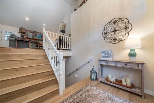 135 Little Mountain Rd, Whitefish, MT, 59937-8876 | Card Image