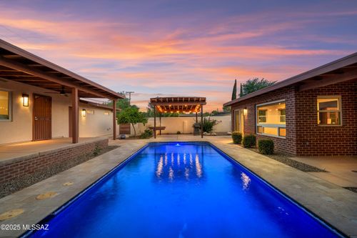 2302 N Norton Ave, Tucson, AZ, 85719-3832 | Card Image