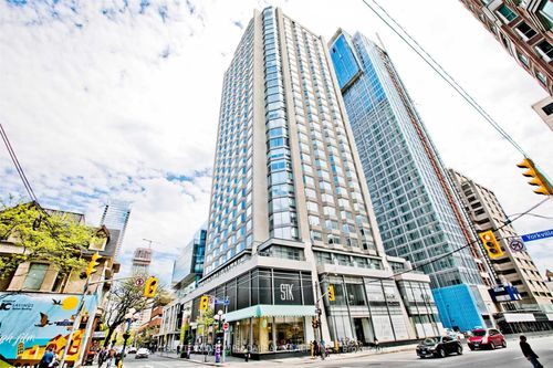 701-155 Yorkville Ave, Toronto, ON, M5R0B4 | Card Image