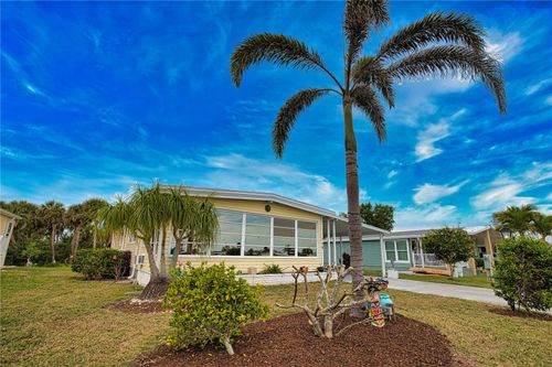 748 Sanchez Cir, NORTH PORT, FL, 34287-2555 | Card Image