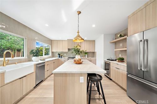 5262 Glenroy Dr, Huntington Beach, CA, 92649-4515 | Card Image