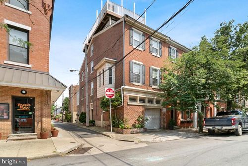 a-729 S 2nd St, PHILADELPHIA, PA, 19147-3424 | Card Image