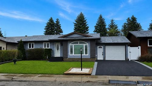 226 Davies Road, Saskatoon, SK, S7K7N1 | Card Image
