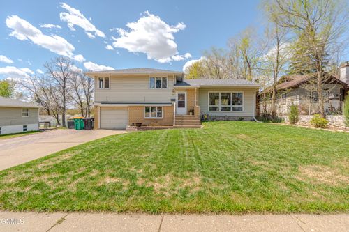 502 N 21st Street, Bismarck, ND, 58501 | Card Image