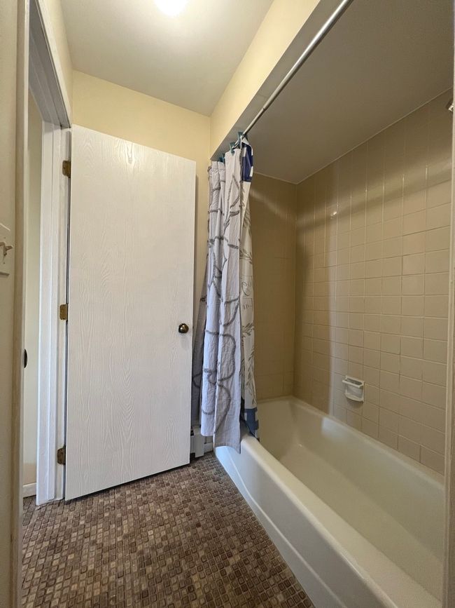 APT-16 - 14 Echo Ct, Home with 2 bedrooms, 2 bathrooms and 2 parking in Vernon Hills IL | Image 13