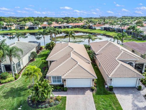 15731 Crystal Waters Dr, WIMAUMA, FL, 33598-4018 | Card Image