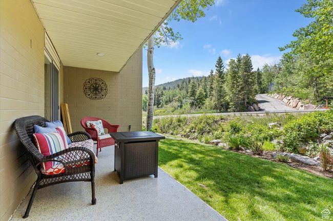 View of patio | Image 9