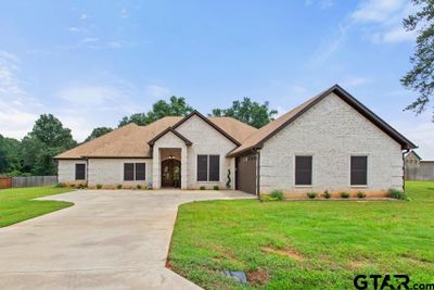 20918 Patriot Cir., House other with 4 bedrooms, 3 bathrooms and null parking in Tyler TX | Image 1