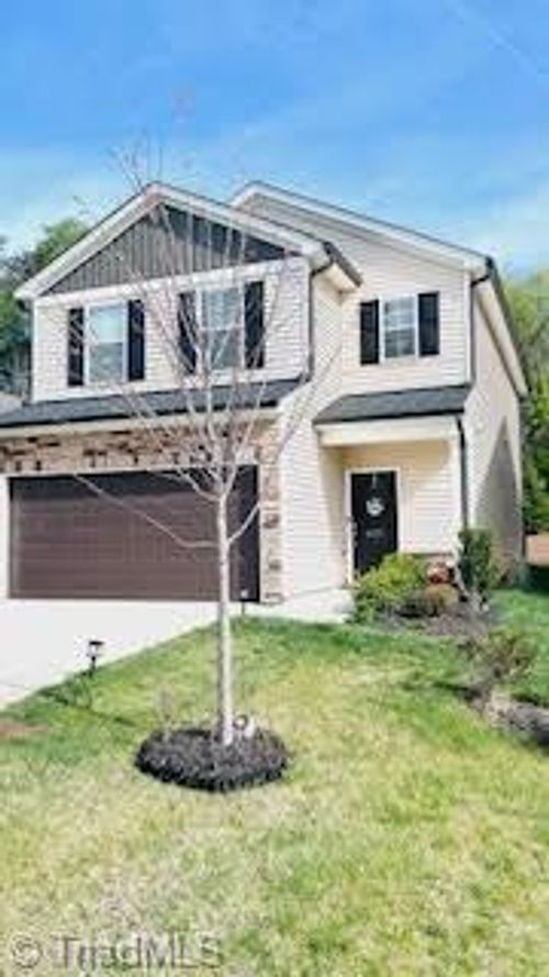4231 Honeysuckle Vine Dr, Winston Salem, NC, 27106-9901 | Card Image