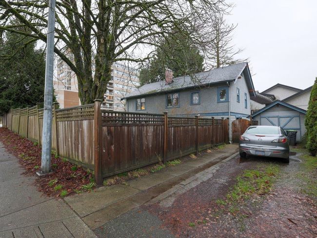 1106 Sixth Avenue, House other with 5 bedrooms, 3 bathrooms and 6 parking in New Westminster BC | Image 20