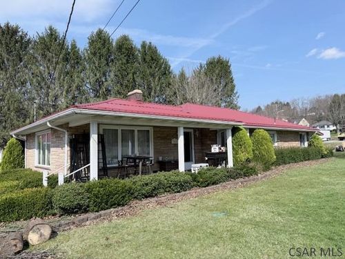 365 Parkhill Dr, Johnstown, PA, 15909-1510 | Card Image