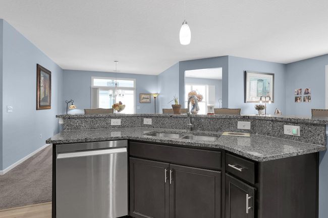 159 Broadmoore Blvd, Condo with 3 bedrooms, 2 bathrooms and null parking in Pataskala OH | Image 12