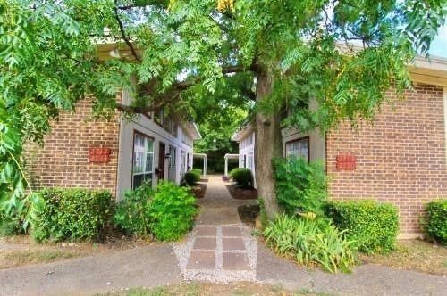 2710-2708 Mccart Ave, Fort Worth, TX, 76110-2231 | Card Image