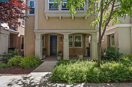 216 Ashton Way, Pleasant Hill, CA, 94523-4394 | Card Image