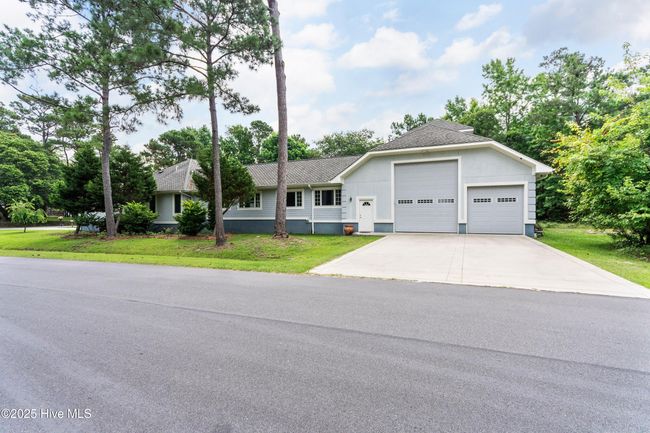 147 Pine Needle Dr, House other with 4 bedrooms, 4 bathrooms and 5 parking in Hampstead NC | Image 122