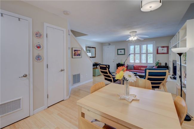 APT-4 - 3399 Post Rd, Condo with 2 bedrooms, 3 bathrooms and 4 parking in Warwick RI | Image 9