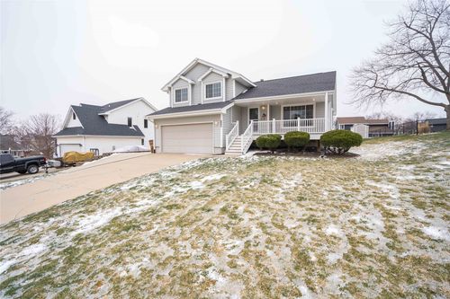 1221 E 14th St, Norwalk, IA, 50211-1366 | Card Image