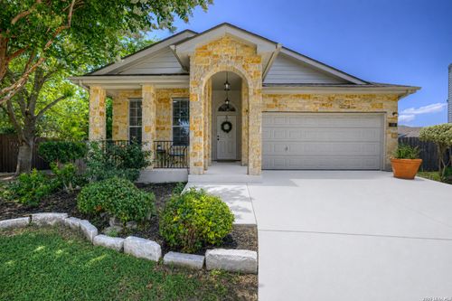 530 Zapata Cir, New Braunfels, TX, 78130-3380 | Card Image