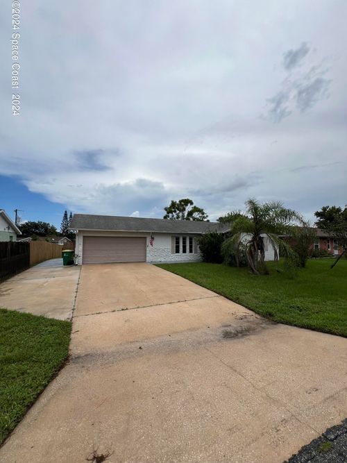 219 Capron Rd, Cocoa, FL, 32927-5105 | Card Image