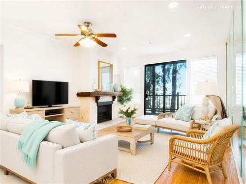 205-2559 Plaza Del Amo, Torrance, CA, 90503 | Card Image