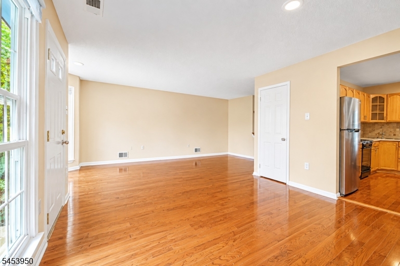 Residential Lease in Newark City 4