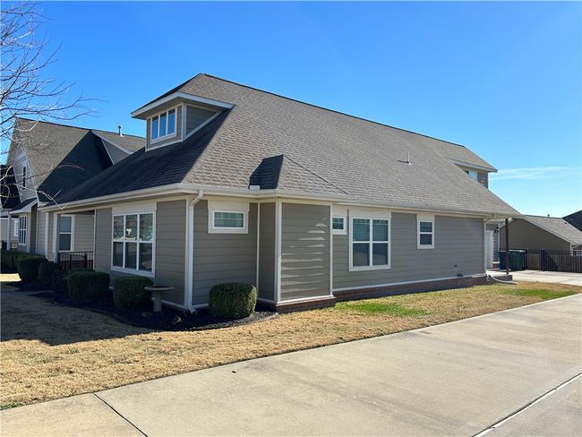 5912 W Willow St, House other with 3 bedrooms, 3 bathrooms and null parking in Rogers AR | Image 44