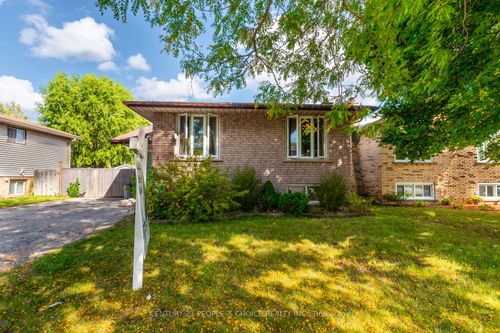 9 Beaver Cres, Brantford, ON, N3P1T3 | Card Image