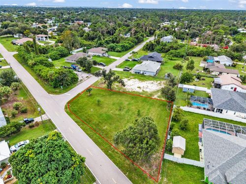 2417 Woodyglen St, PORT CHARLOTTE, FL, 33948-4945 | Card Image