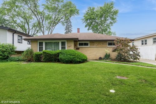 1036 Perda Ln, Des Plaines, IL, 60016-5724 | Card Image