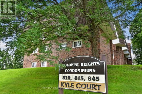 202-810 Kyle Crt, Brockville, ON, K6V6H6 | Card Image