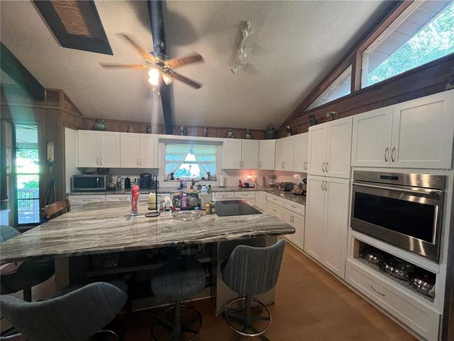 15222 Lost Lake Ln, House other with 8 bedrooms, 4 bathrooms and null parking in LITHIA FL | Image 15