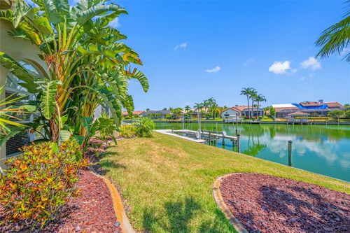 9801 Compass Point Way, TAMPA, FL, 33615-4218 | Card Image