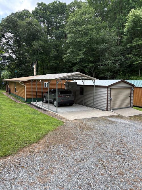 137 Sanford Ln, Ellijay, GA, 30540-1673 | Card Image
