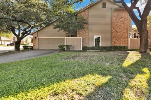 8418 Towneship Ln, Dallas, TX, 75243-8039 | Card Image