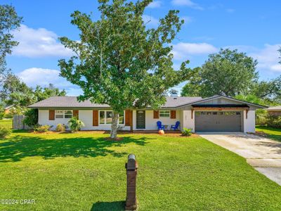 211 Virginia Avenue, House other with 3 bedrooms, 2 bathrooms and null parking in Lynn Haven FL | Image 1