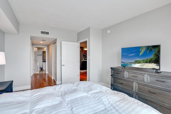 UNIT-511 - 300 S Duval St, Condo with 2 bedrooms, 2 bathrooms and null parking in Tallahassee FL | Image 14