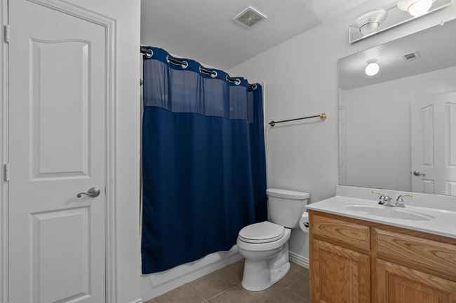 Secondary bathroom | Image 25