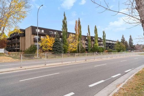 39-3519 49 St Nw, Calgary, AB, T3A2C7 | Card Image