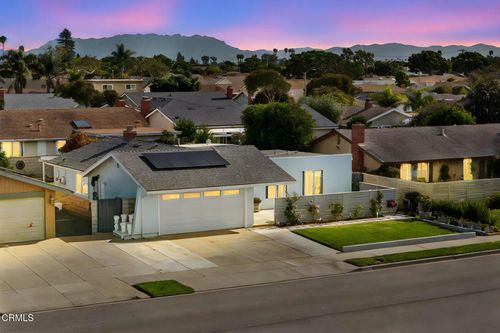 1640 Gallatin Pl, Oxnard, CA, 93030-3135 | Card Image