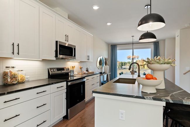 AN80 - 188 Alpine Dr, Condo with 3 bedrooms, 3 bathrooms and null parking in Williston VT | Image 23