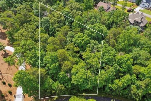 5775 Ridgewater Cir, Gainesville, GA, 30506-2389 | Card Image