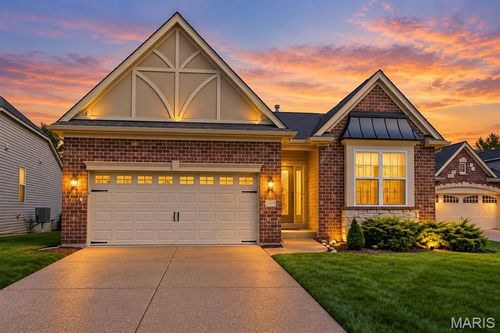 1509 Woodside Hills Dr, Saint Peters, MO, 63376-7812 | Card Image