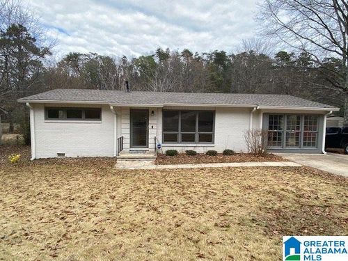 932 Edwards Lake Rd, Birmingham, AL, 35235-1411 | Card Image