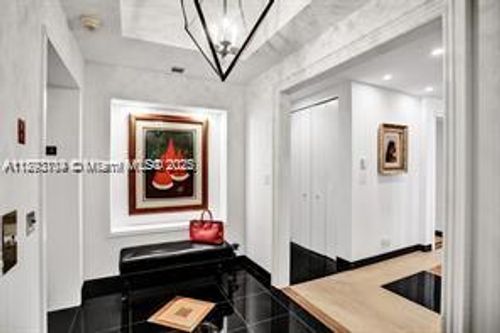 apt-204-20165 Ne 39th Pl, Aventura, FL, 33180-3424 | Card Image